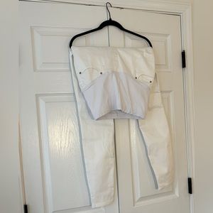 GAP Maternity full panel skinny jeans white new but missing tags